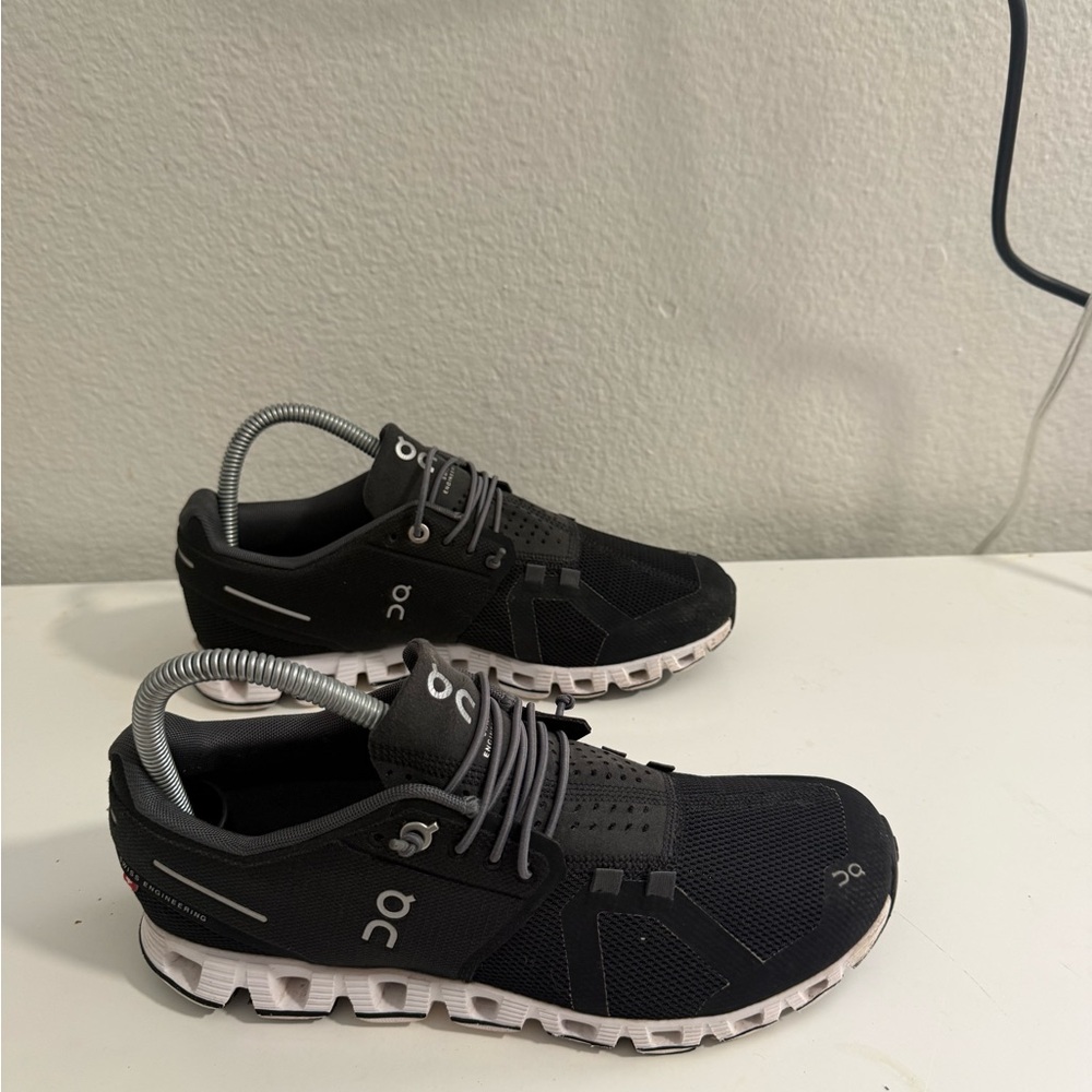 On Running Men's Black and White Athletic Shoes - Picture 5 of 10